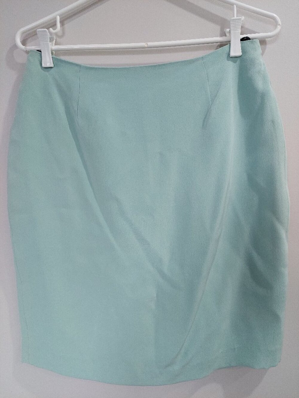 Episode by Carolyn Wight Freeman Size 12 100% Silk Pencil Skirt